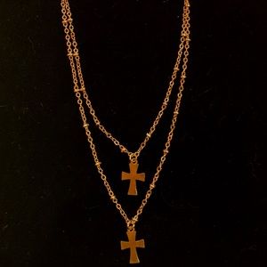 Vanessa Mooney layered cross necklace in gold - 2 necklaces 1 closure